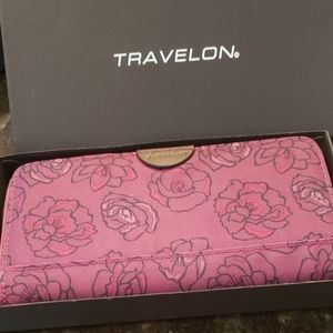 NWT Travelon RFID pink floral nylon wallet